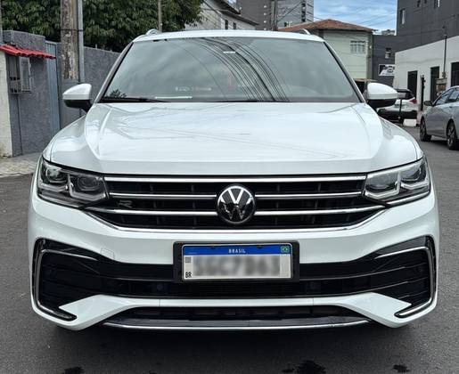 VOLKSWAGEN TIGUAN 2.0 300 TSI GASOLINA ALLSPACE R-LINE AUTOMÁTICO